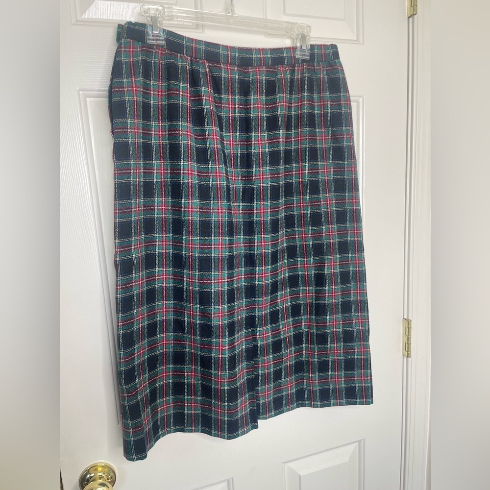 Vintage Pendleton Wool Plaid Skirt  black Stewart Tartan Knee Length | 12 - Picture 5 of 11